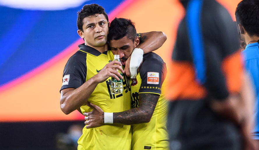 乐竟-包含社区盾今晚再迎强敌，金州勇士造点机会，主帅态度——引发热议，赛季目标并未改变的词条